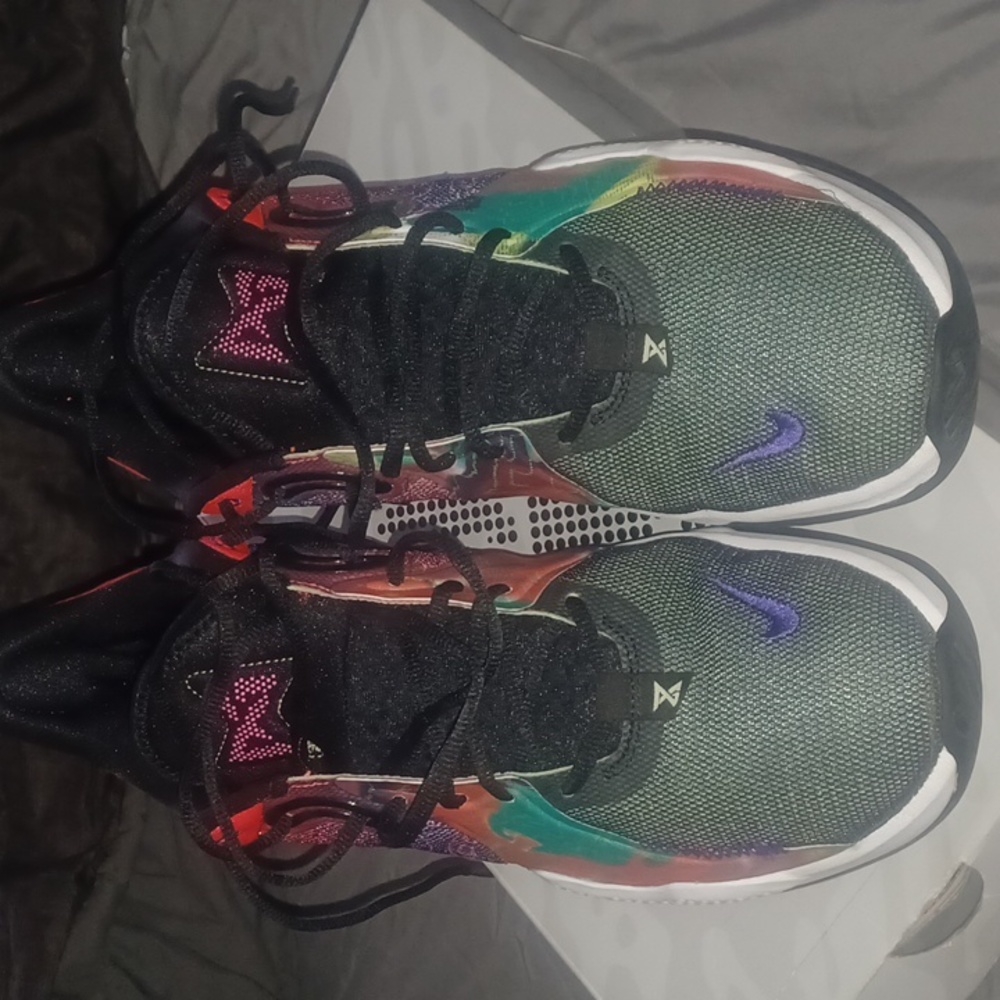 Nike pg 5 - Picture 2 of 4